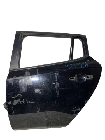 Двері задні 821013NF0A NISSAN