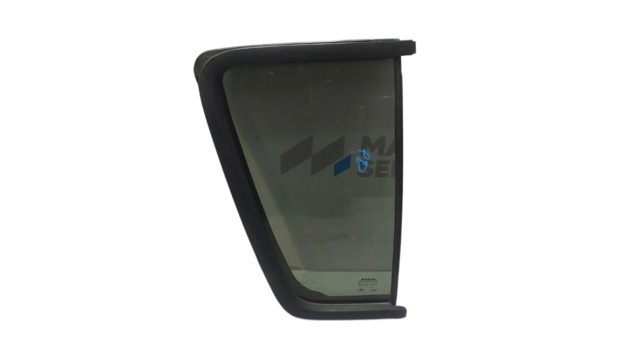 Задня кватирка права 82262EB33A NISSAN