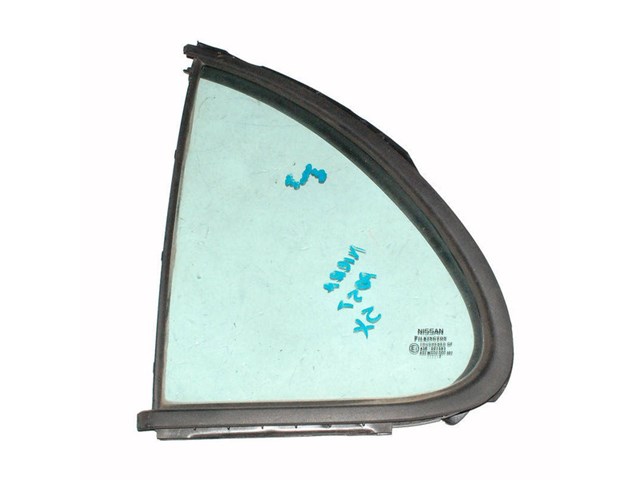Акция скло двері задньої лівої трикутник nissan micra k12 03-10 82263AX100
