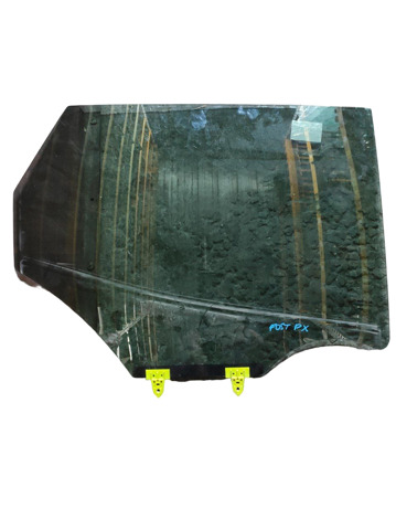 Скло заднє праве 823008201R RENAULT