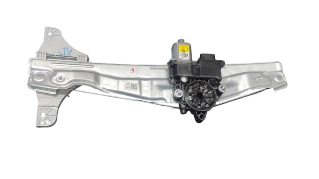 Мотор склопідйомника дверей передніх, правих 82460GI010 HYUNDAI