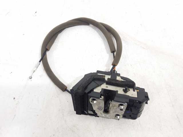 Замок задньої двері, лівої 825014EA2A RENAULT