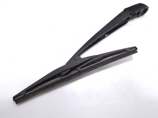 Гумка щітки склоочисника заднього скла 8253A095 MITSUBISHI