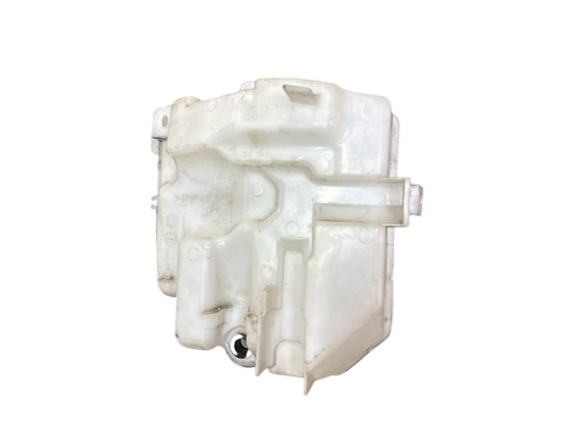 Бачок для омивайки 8260A276 MITSUBISHI