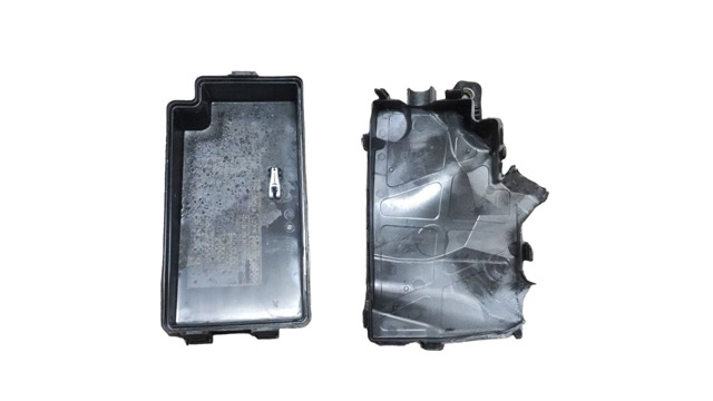 Корпус блоку запобіжників 8266347070 TOYOTA