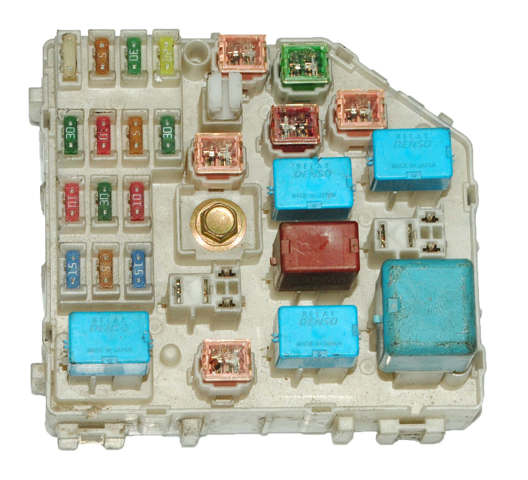 Коробка запобіжників 8272142040 TOYOTA