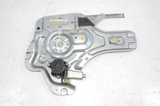 Склопідйомник задніх правих дверей 834022F010 HYUNDAI