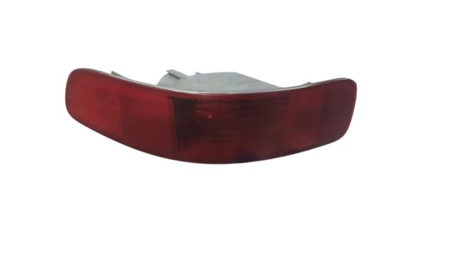 Правий катафот бампера 8355A004 MITSUBISHI