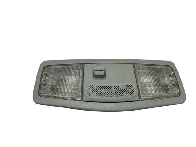 Плафон освітлення кабіни 8401A009ZZ MITSUBISHI