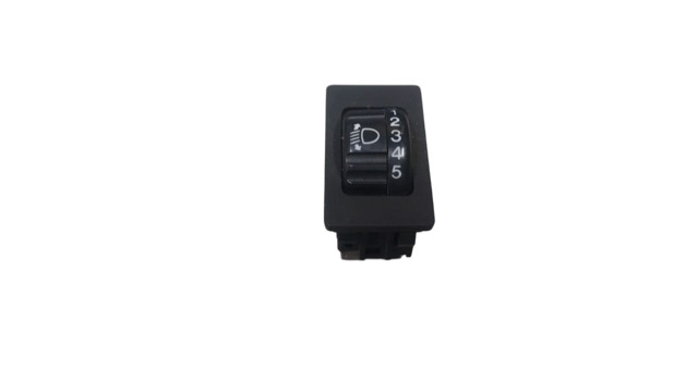 Кнопка коректора фар 8415260020 TOYOTA
