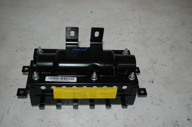 Подушка безпеки бокова 845301M600 HYUNDAI
