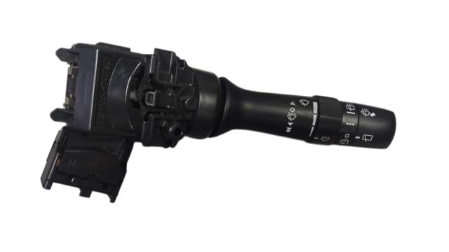 Перемикач підрульовий, правий 8465205190 TOYOTA