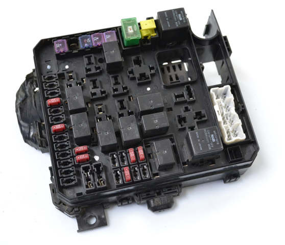 Коробка запобіжників 8565A012 MITSUBISHI