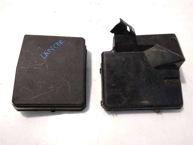 Кришка блоку запобіжників 8565A024 MITSUBISHI