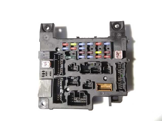 Реле запобіжників 8637A313 MITSUBISHI
