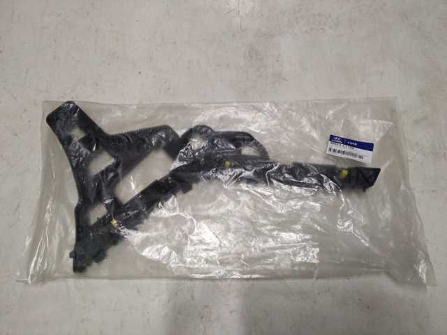 Кріплення бамера ліве 86613C1700 HYUNDAI