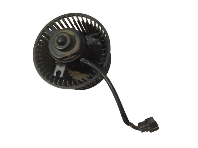 Електромотор пічки 8710435010 TOYOTA