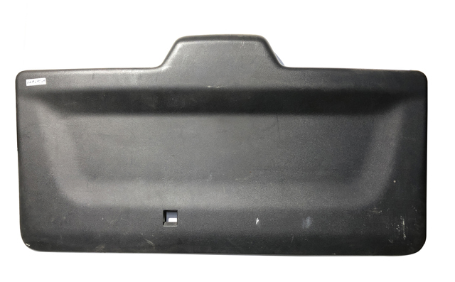 Оббивка дверей задка кузова 8748QY PEUGEOT