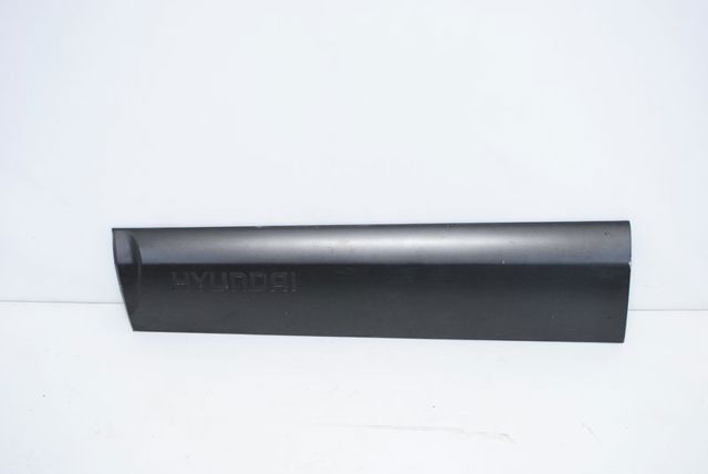 Накладка передніх дверей 877232E000 HYUNDAI