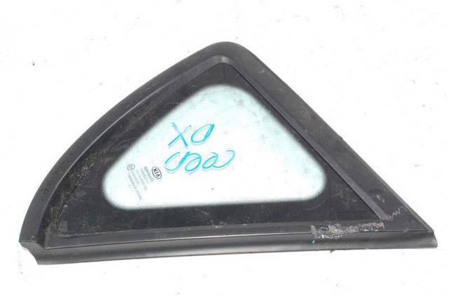 Стукло багажника, праве 878201H000 HYUNDAI