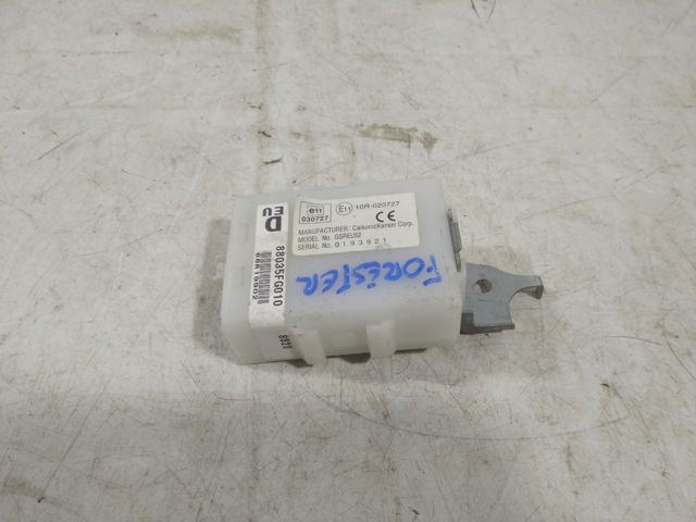 Блок керування центральним замком 88035FG010 SUBARU