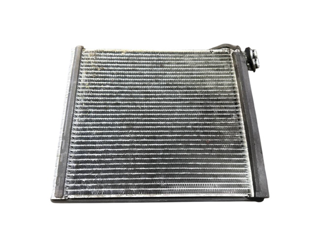 Випарник 885010K121 TOYOTA