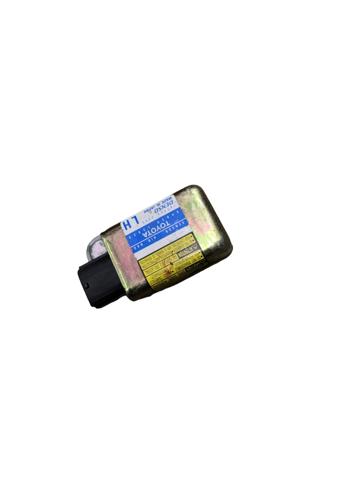 Датчик подушки безпеки 8917413041 TOYOTA