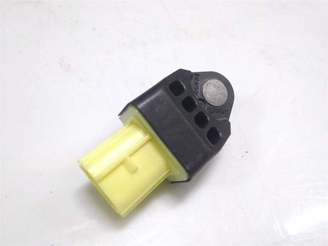 Датчик Айрбег передній 8983133010 TOYOTA