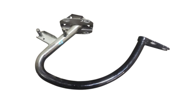 Кріплення кришки багажника 8K5827301J VAG