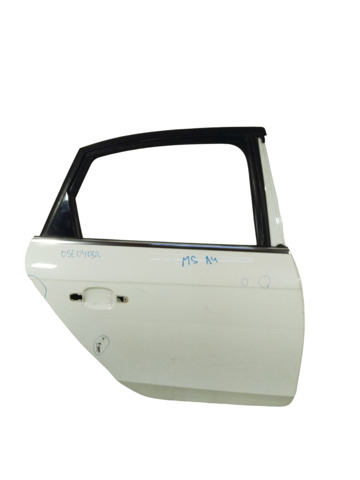 Двері задні в зборі 8K5833052D VAG