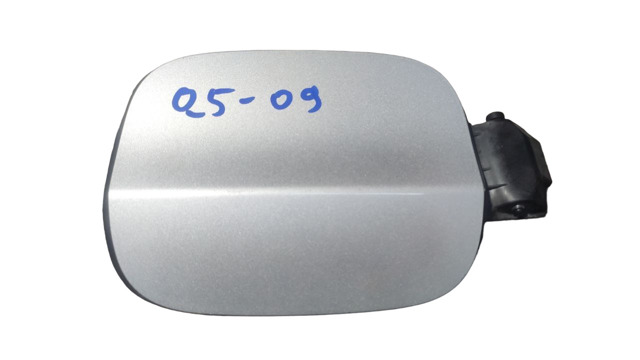 Заливна горловина паливного бака 8R0809999B VAG