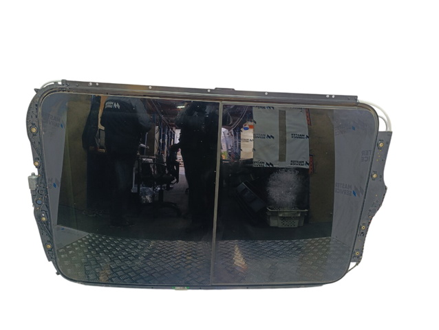 Двигун приводу люка 8R0959591A VAG