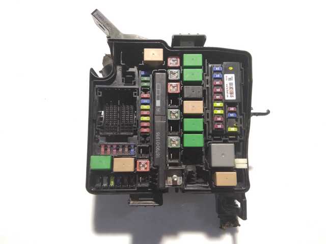 Коробка запобіжників 919502W010 HYUNDAI