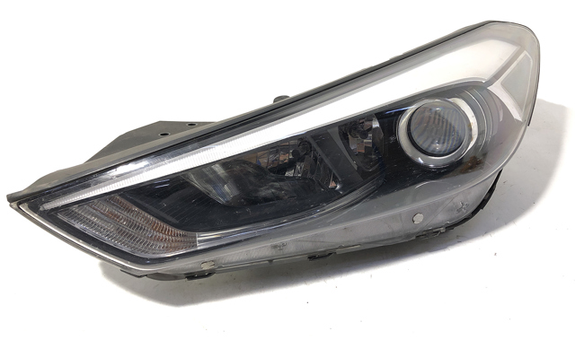 Фара дальнього світла в зборі 92101D7100 HYUNDAI