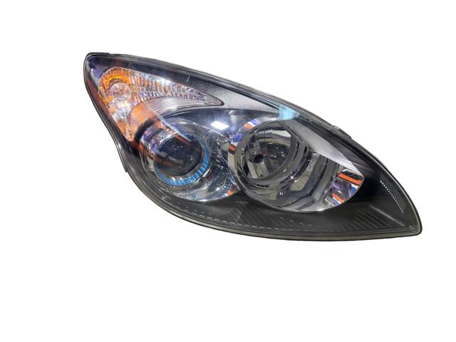 Фара комбінована, передня 921022R010 HYUNDAI