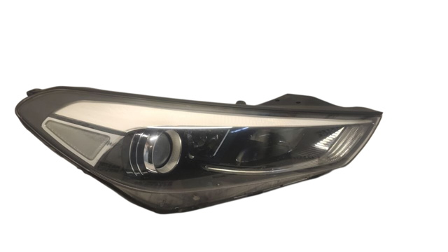Фара комбінована, передня Hyundai Tucson 3