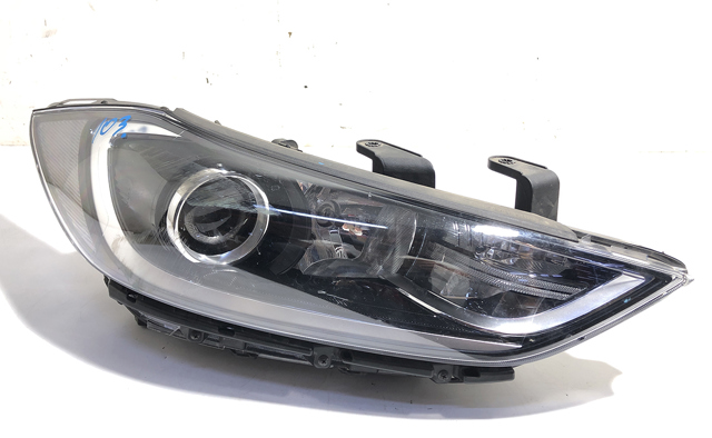 Фара передня права 92102F2000 HYUNDAI