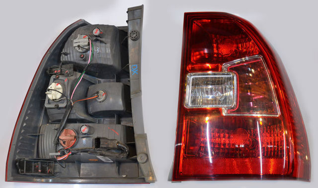 Задній правий стоп 9240203000 HYUNDAI