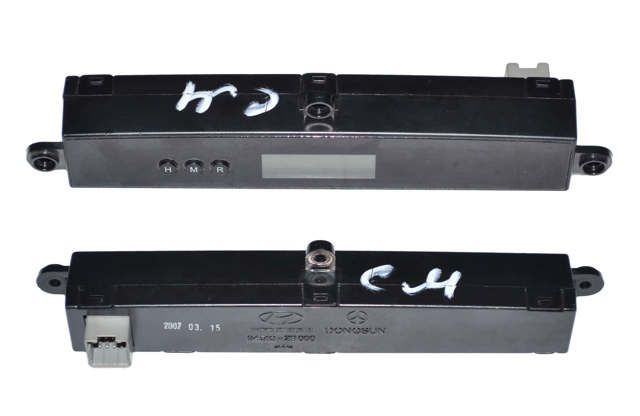 Годинник салонний 945102B000 HYUNDAI