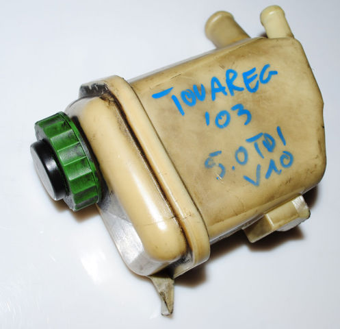 Бачок і трубопроводи 95531401510 VAG