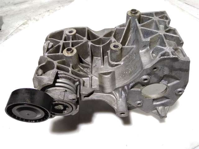 Кронштейн кріплення генератора 96440531 GM