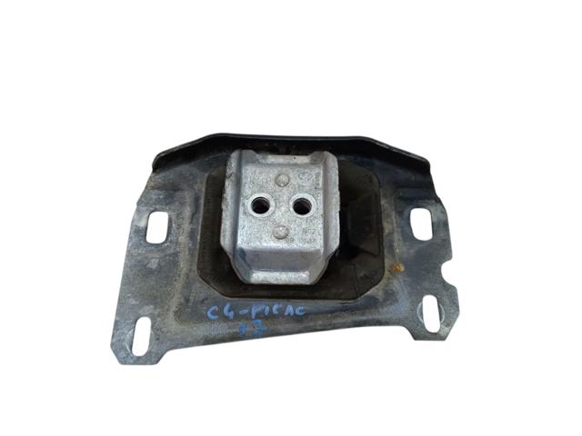 Подушка (опора) двигуна, ліва верхня 9673768480 PEUGEOT