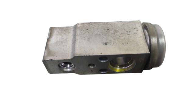 Клапан TRV, кондиціонера 976042B000 HYUNDAI