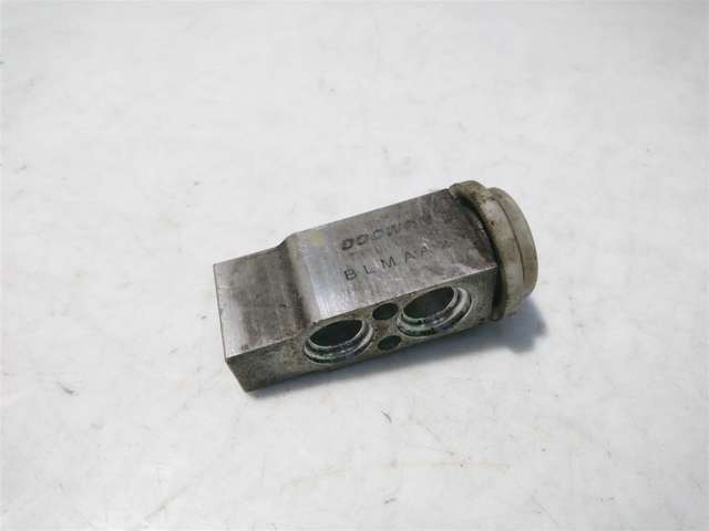 Клапан TRV, кондиціонера 976263E010 HYUNDAI
