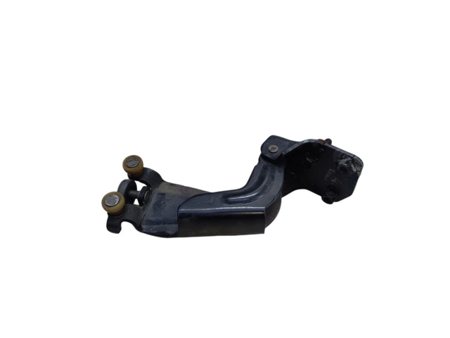 Петля передніх дверей 9816964480 PEUGEOT