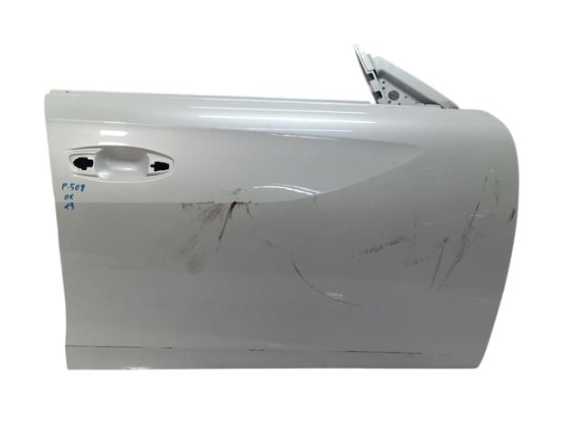 Пасажирські передні двері 9822028580 PEUGEOT