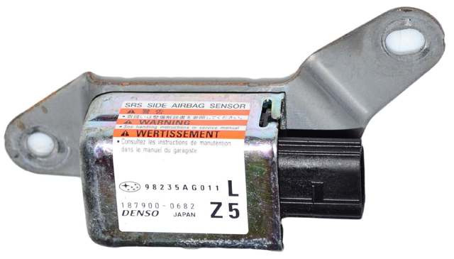 Датчик Айрбег передній 98235AG011 SUBARU