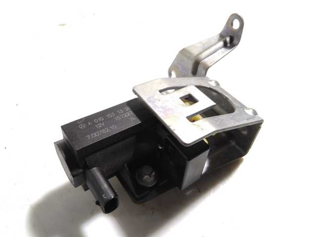 Клапан соленоїд регулювання заслонки EGR A0101531328 MERCEDES