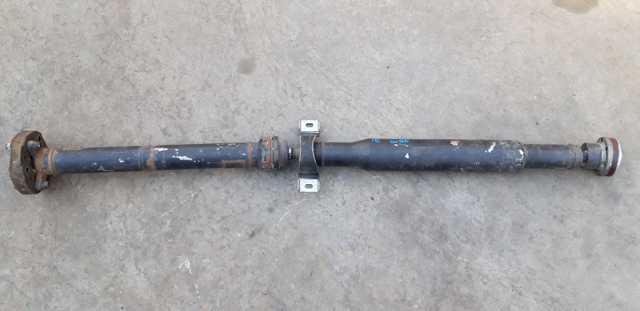 Вал карданний задній, у зборі A1664105606 MERCEDES