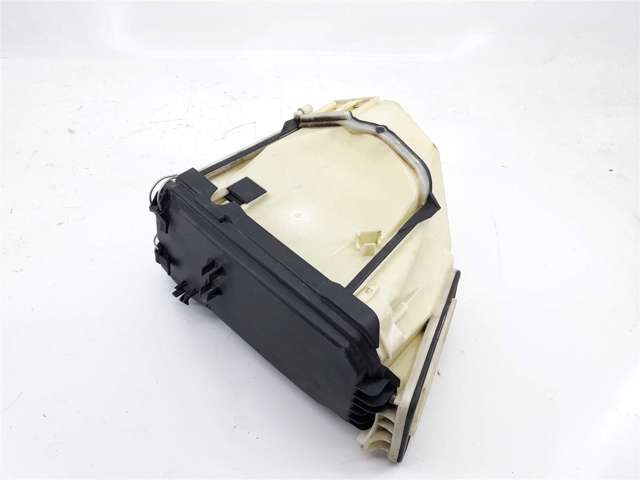Кришка блока запобіжників A2045400082 MERCEDES